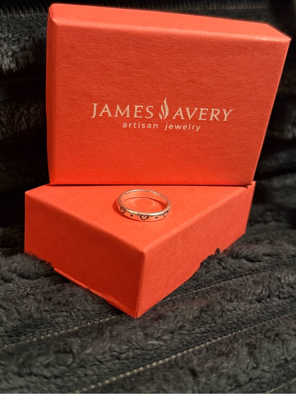 Retired- James Avery Love Hearts Stackable Ring